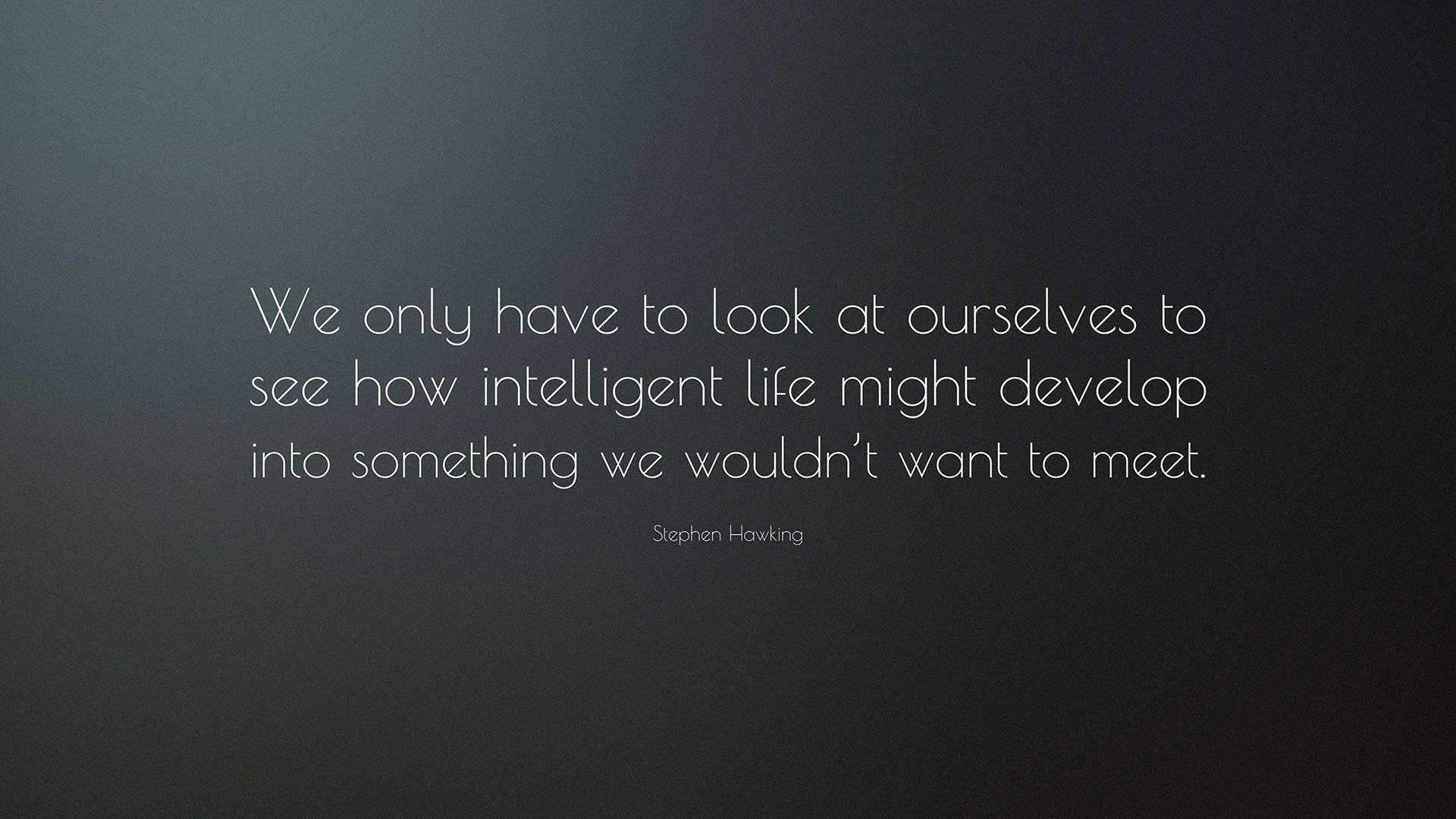 “三叉湖水上救生赛：选手在水中展开与时间赛跑的较量”